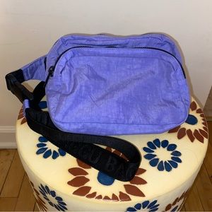 purple baggu fanny pack/belt bag